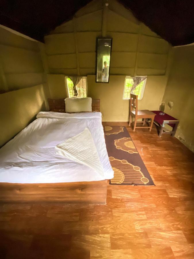 Nature Safari Camp Chitwan Exterior photo